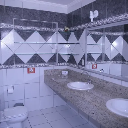 La Maison Du Monde Hotel 3*